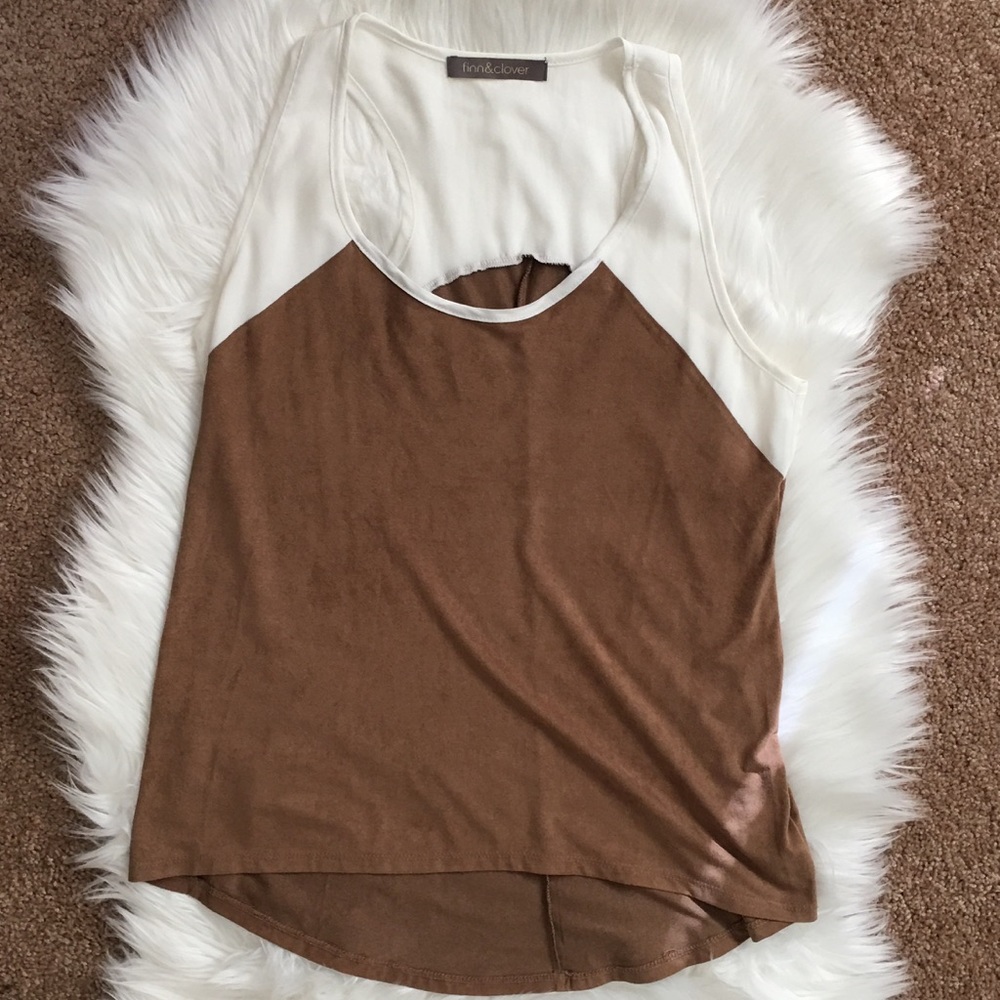 💥FINAL💥FINN & CLOVER Faux Suede Racerback Top - Picture 5 of 7